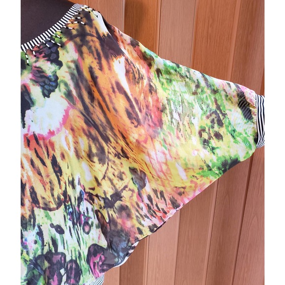 Elysee 26 size medium zebra & cheetah print mesh blouse - Picture 3 of 6